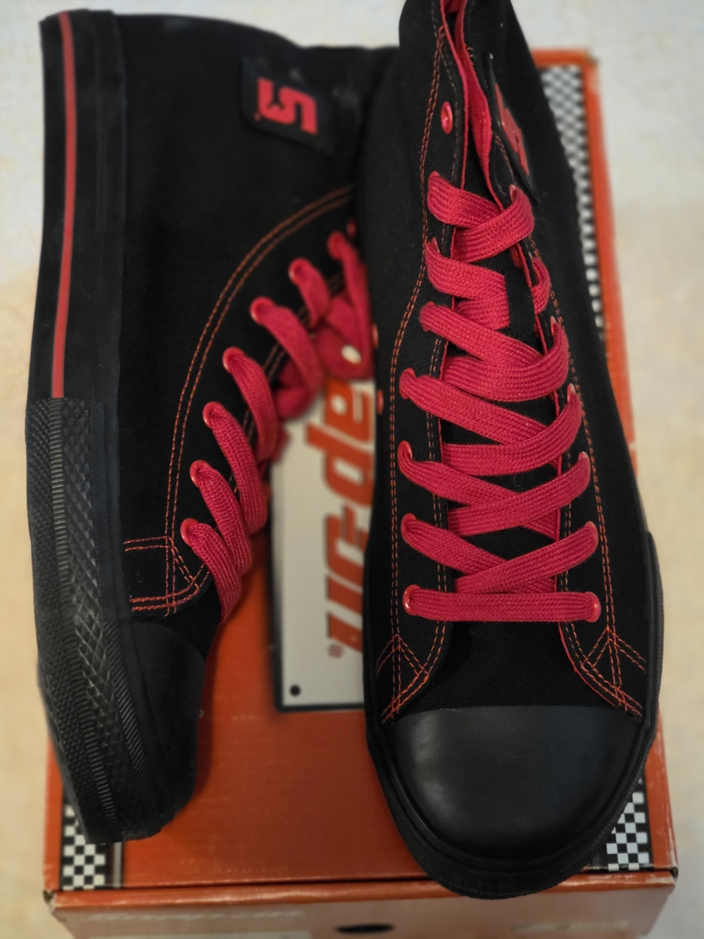 Snap-on Black High-Top Sneakers with Red Laces